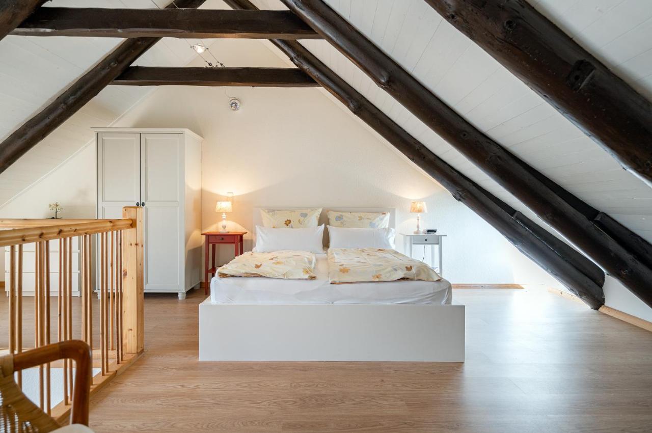 Gulfhof Butendiek - Ferienapartments Neuharlingersiel Luaran gambar