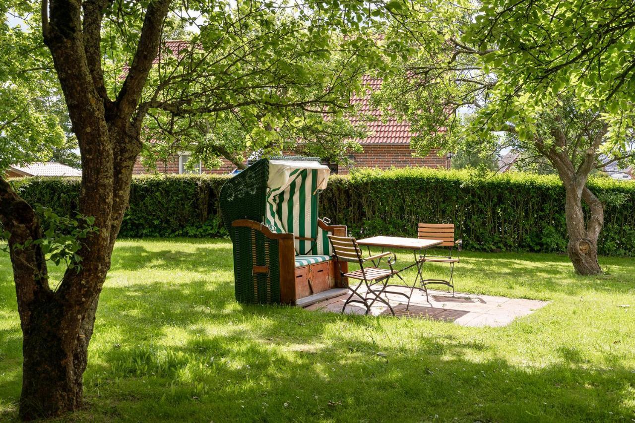 Gulfhof Butendiek - Ferienapartments Neuharlingersiel Luaran gambar