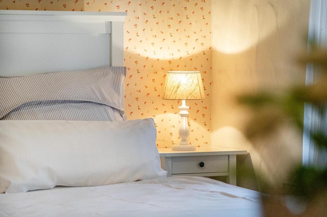 Gulfhof Butendiek - Ferienapartments Neuharlingersiel Luaran gambar